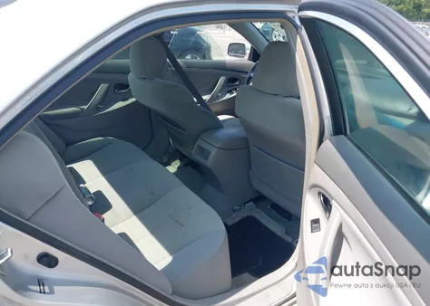 2009 Toyota Camry Le V6 from USA, damaged, VIN 4T1BK46K49U578171